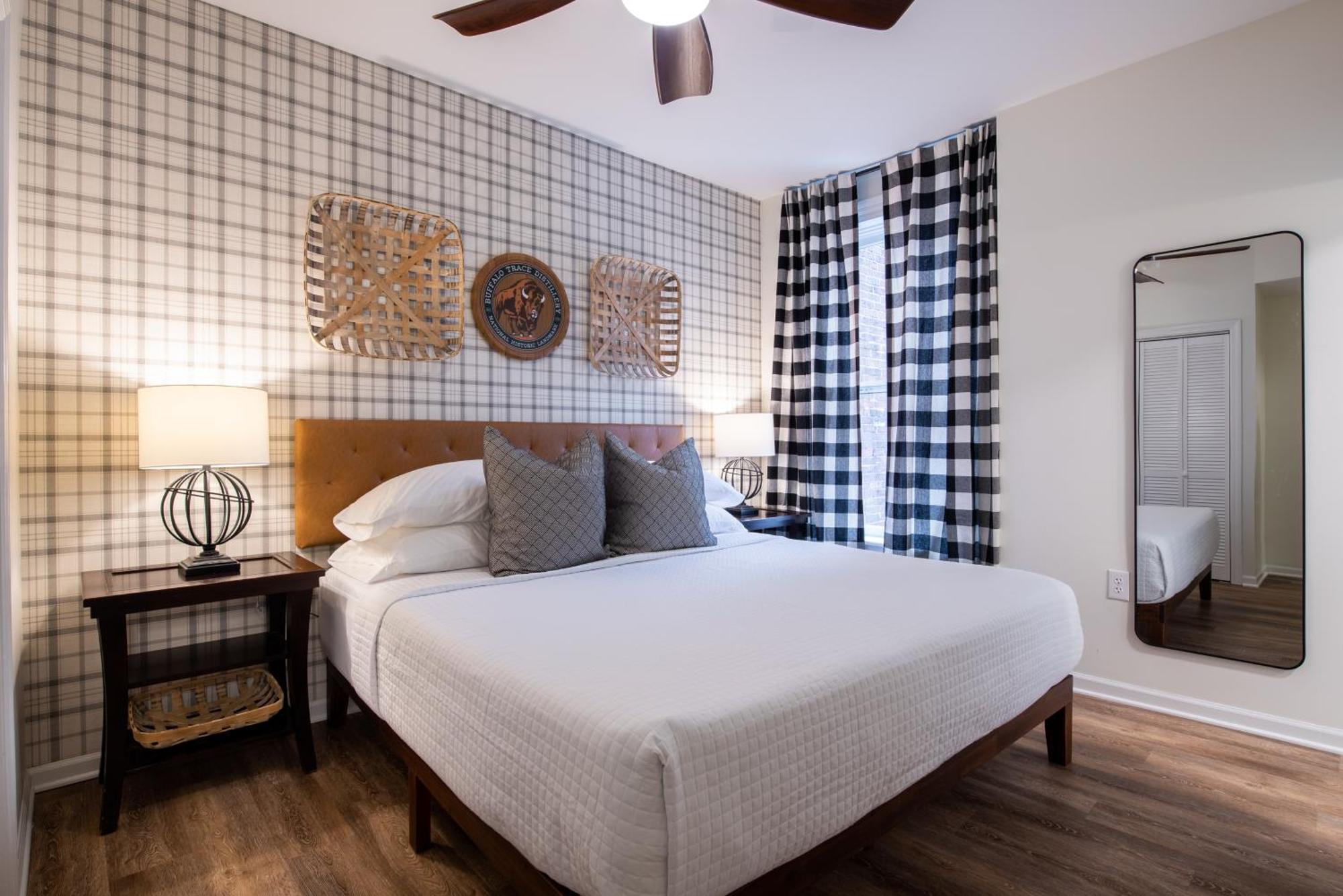 The Woodford Hotel Versailles Ruang foto